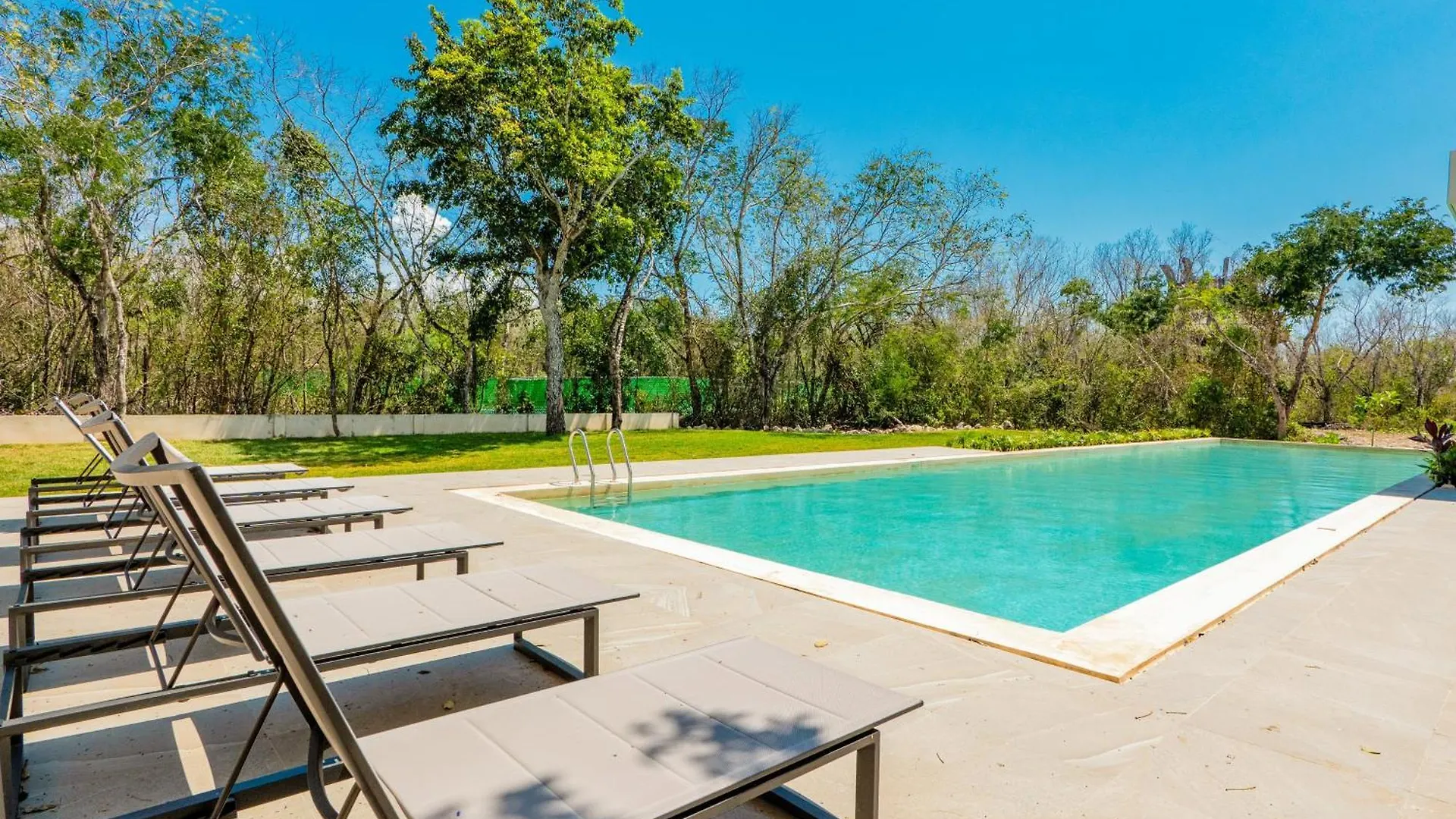 Casa Jaguar Vila Xpu Ha 0*,  México