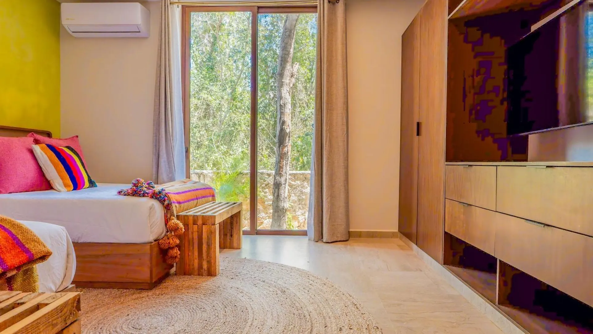 Casa Jaguar Vila Xpu Ha México